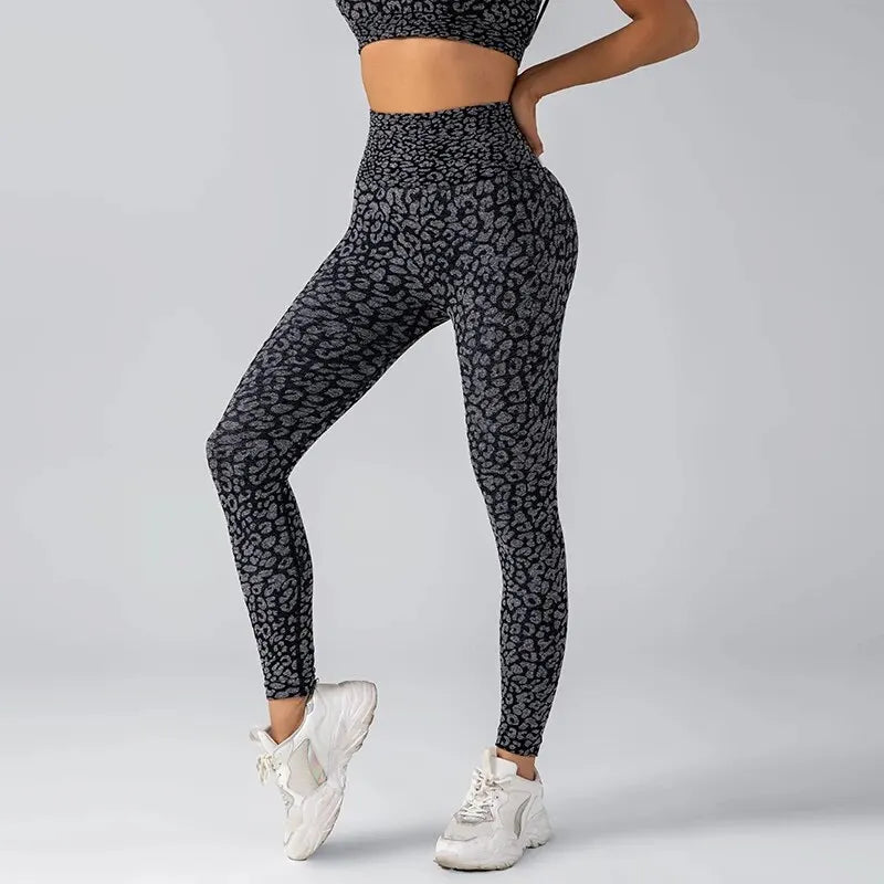 Seamless Leopard Leggings - Butt-Lift Fit and Comfort